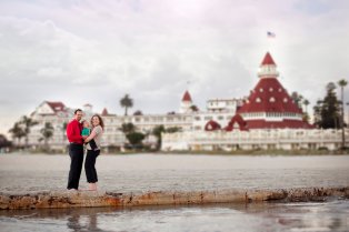 View More: http://kristenvincentphotography.pass.us/sandovalfamily2013